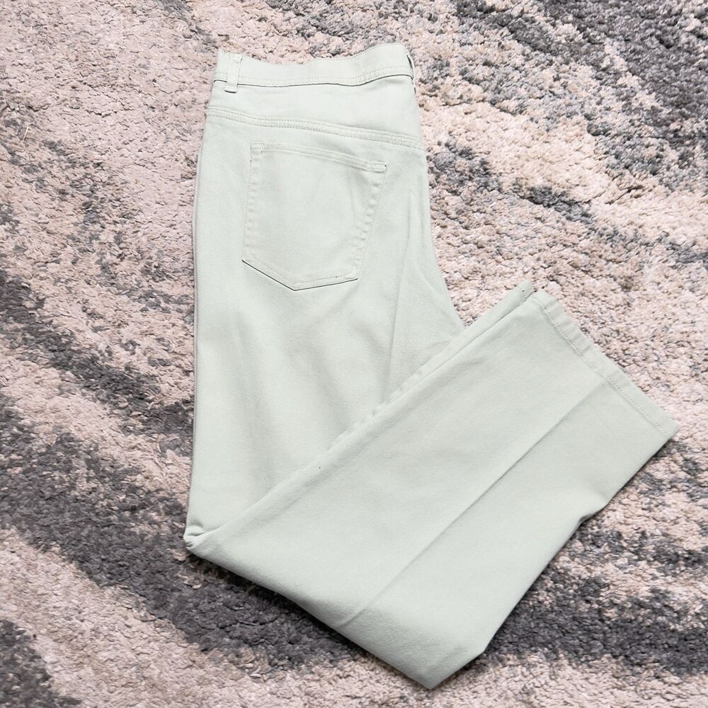 Gloria Vanderbilt Amanda Jeans Women's Sz 18 Green Soft Touch Straight Leg Pants